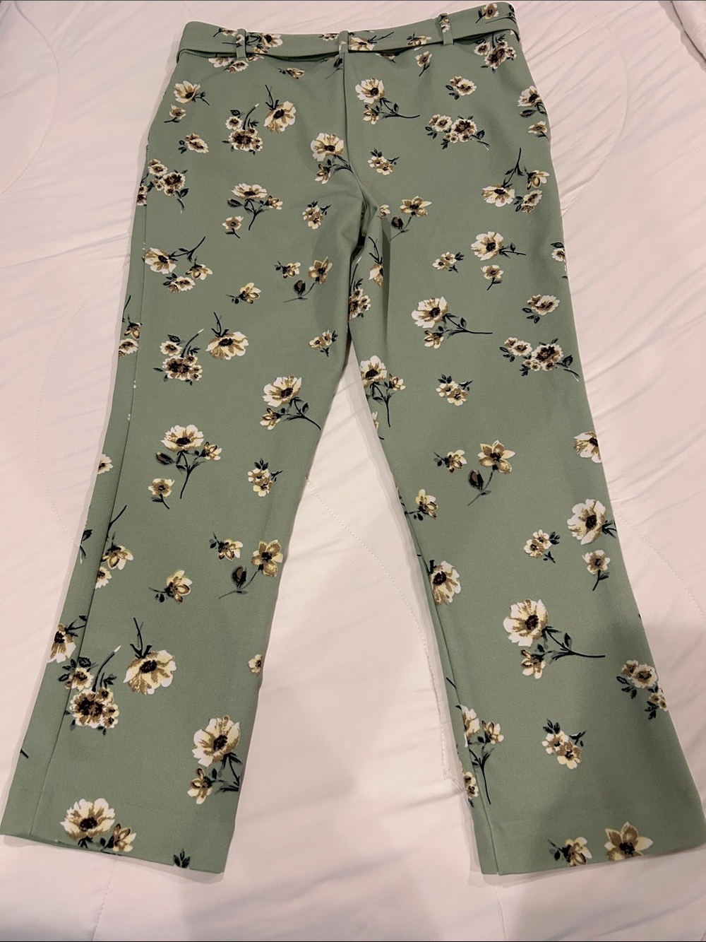 Jules & Leopold Sage Floral Tie-Waist Casual Pants - Picture 3 of 3